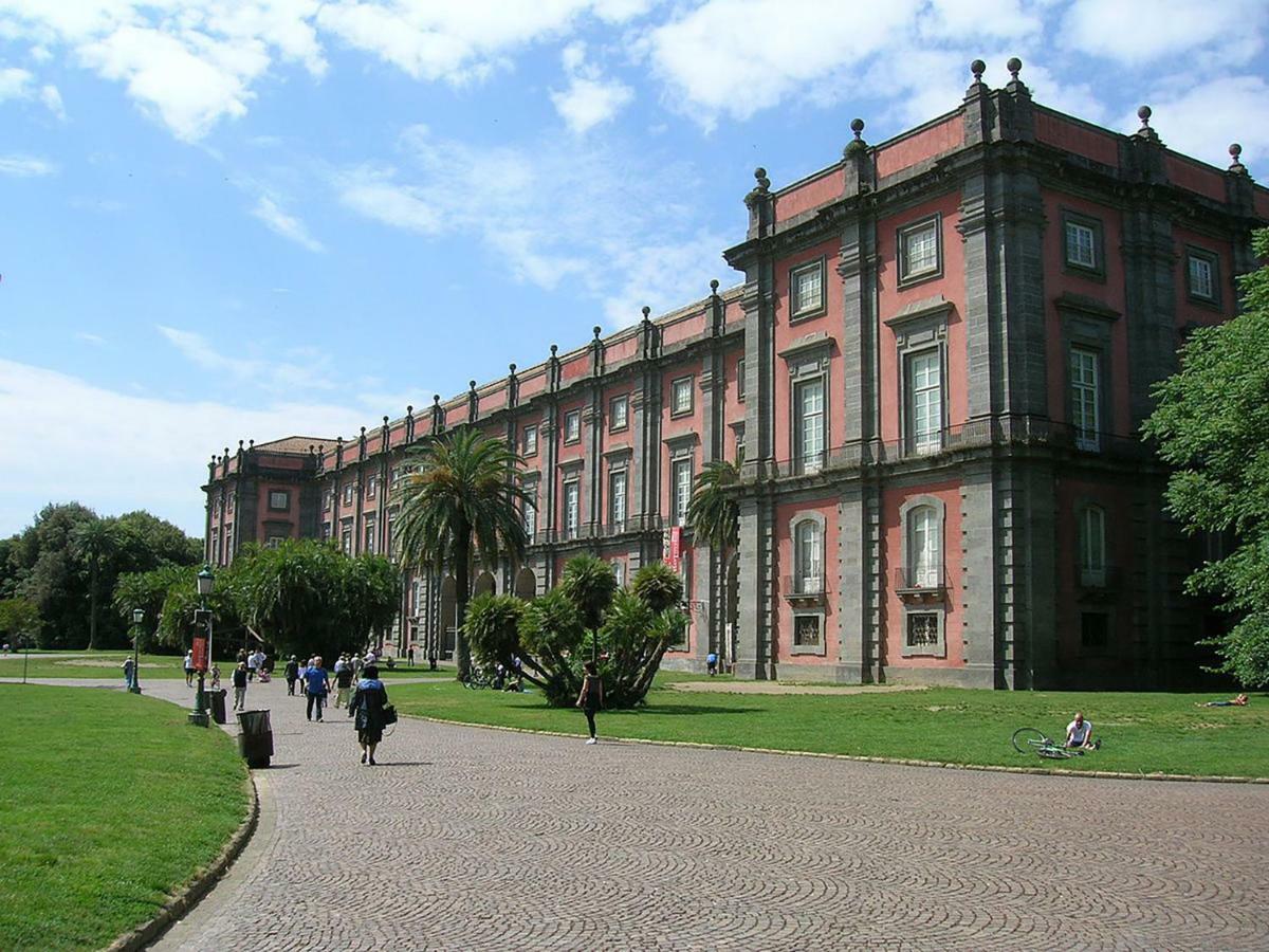 St. Teresa Museum Suites Nápoles Exterior foto